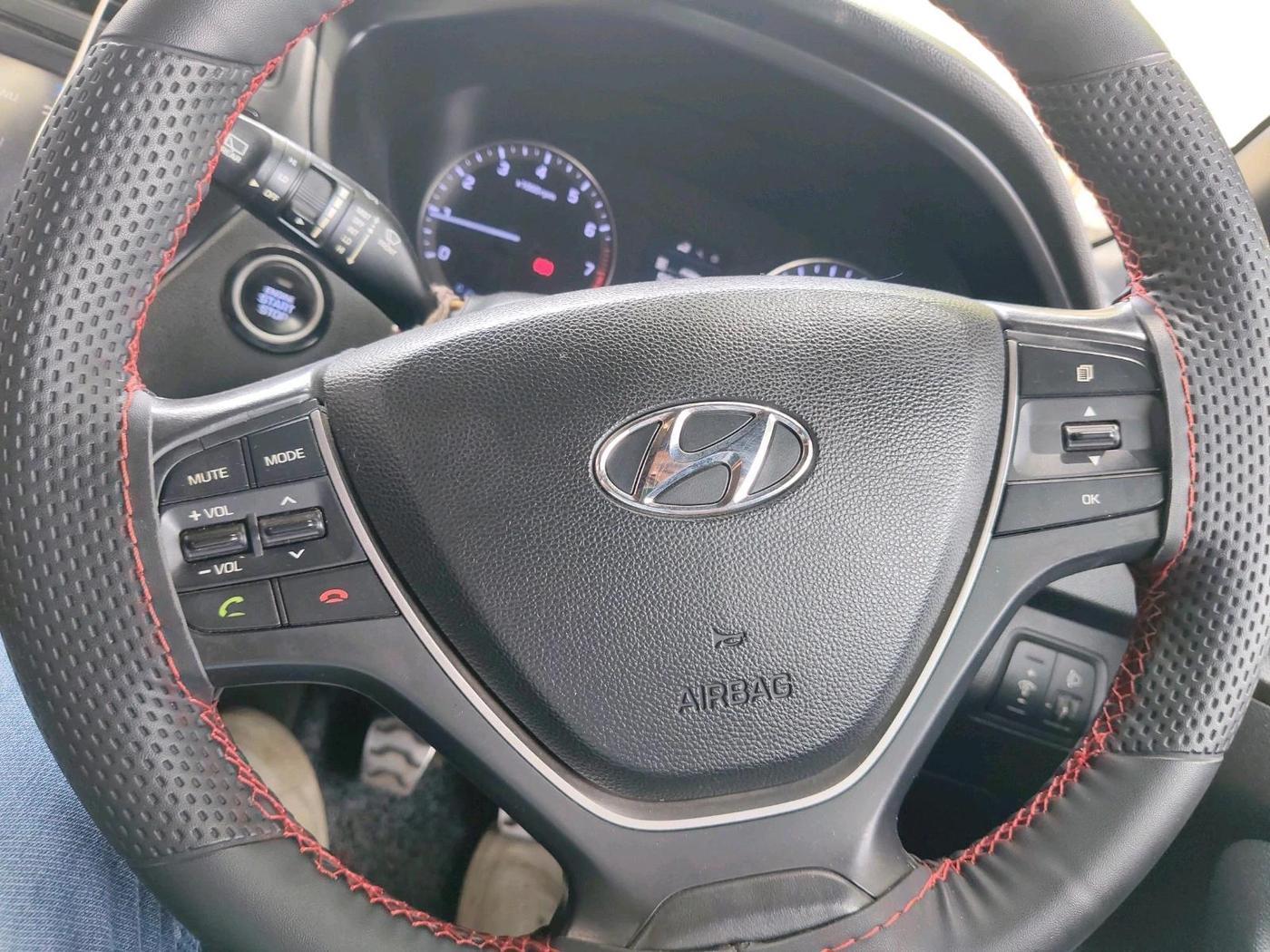 2017 Hyundai i20 Active 1.2 SX, Petrol, Manual, 29,762 km, interior