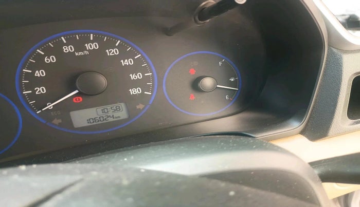 2016 Honda Amaze 1.2L I-VTEC S, Petrol, Manual, 1,06,024 km, interior