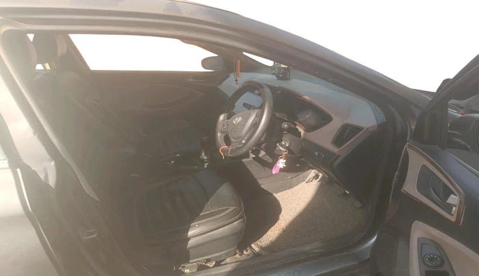 2016 Hyundai Elite i20 MAGNA 1.2, CNG, Manual, 79,574 km, interior