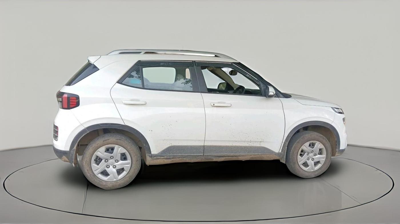 2022 Hyundai VENUE S(O) 1.2, Petrol, Manual, 28,265 km, exterior