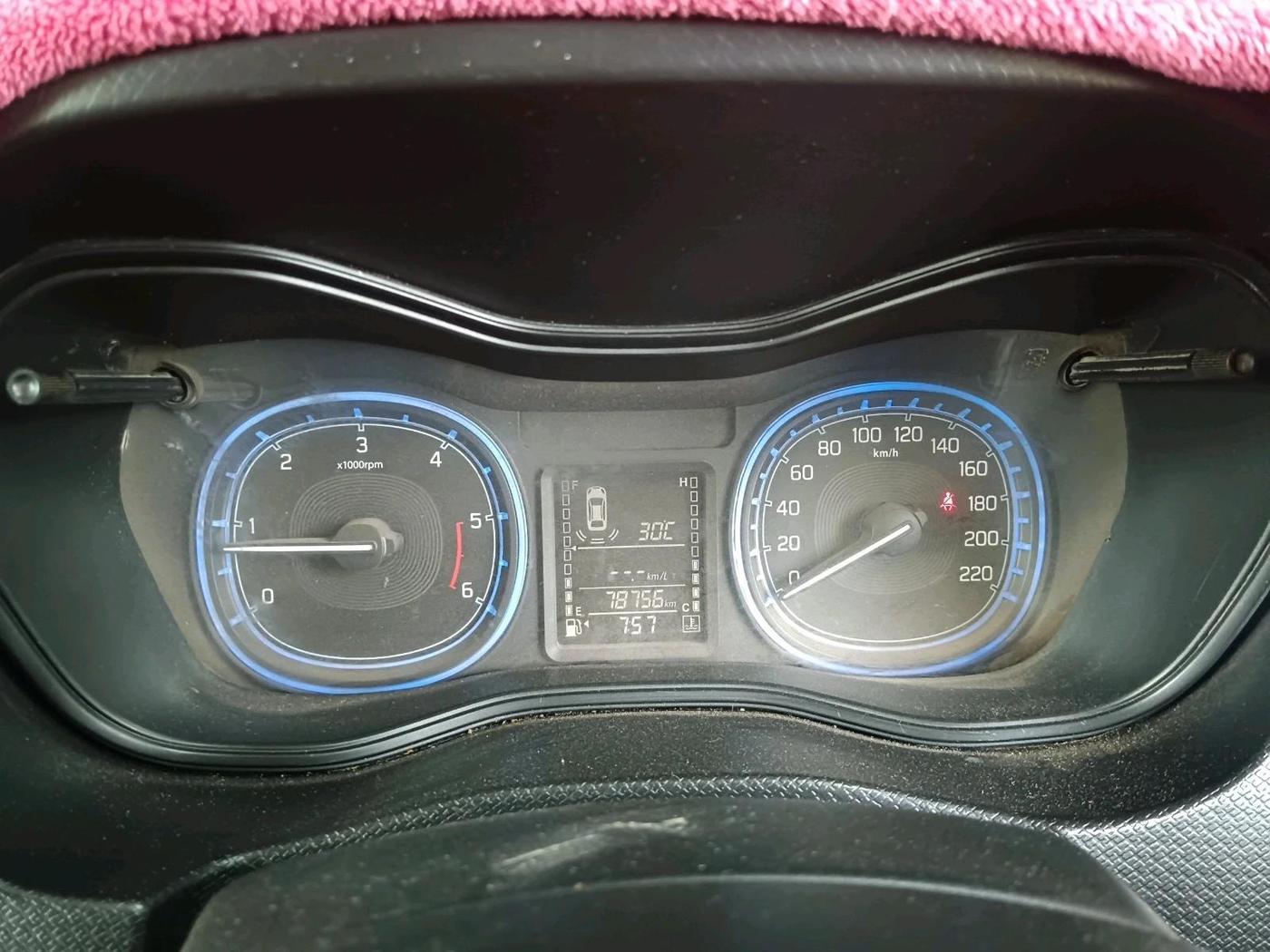 2017 Maruti Vitara Brezza ZDI PLUS, Diesel, Manual, 78,756 km, interior