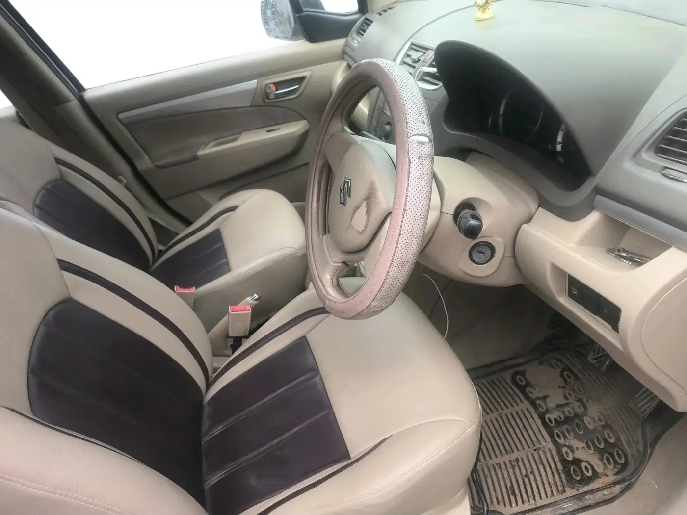 2012 Maruti Ertiga VDI, Diesel, Manual, 1,39,382 km, interior