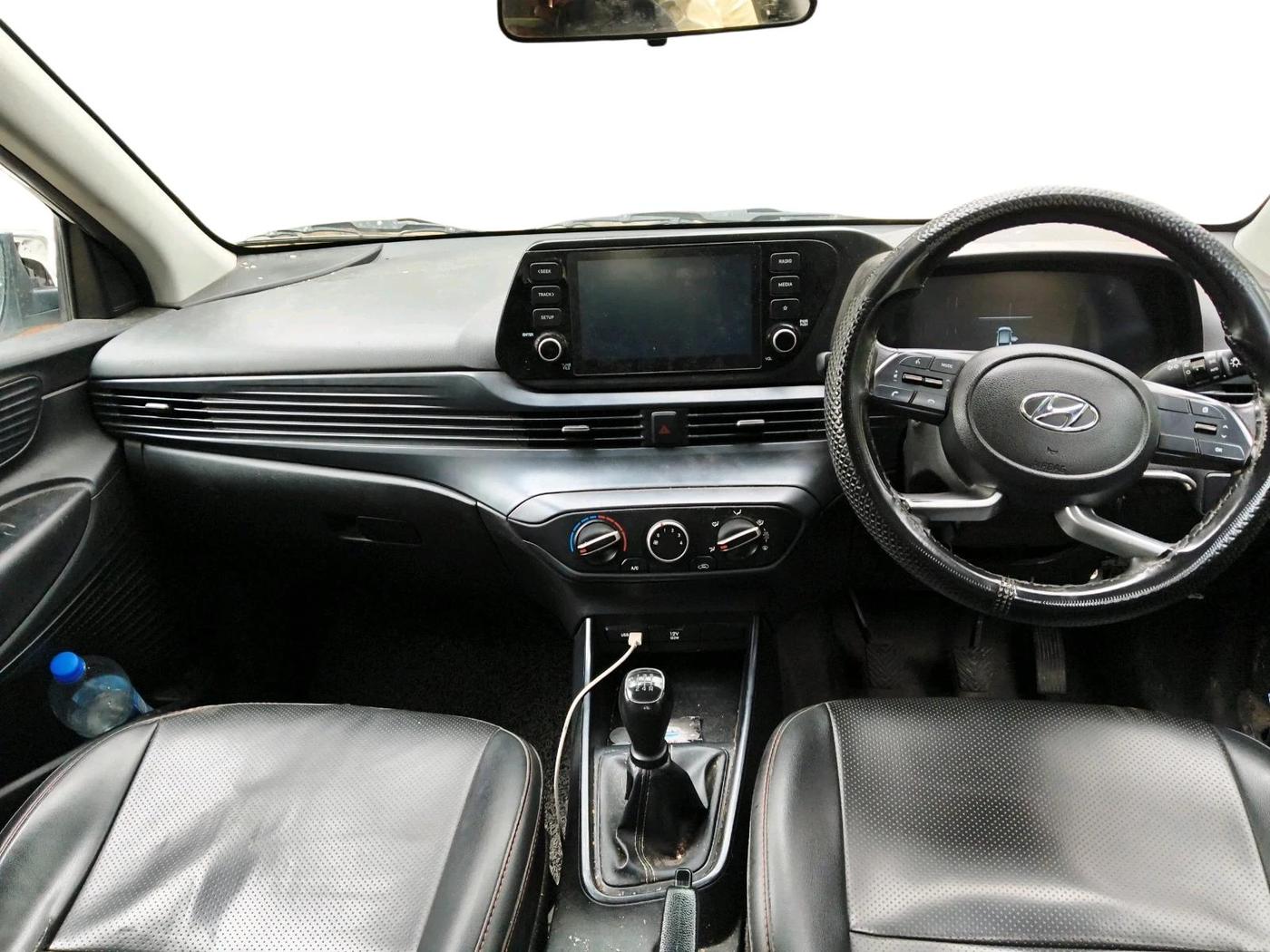 2023 Hyundai NEW I20 MAGNA 1.2 MT, Petrol, Manual, 46,869 km, interior