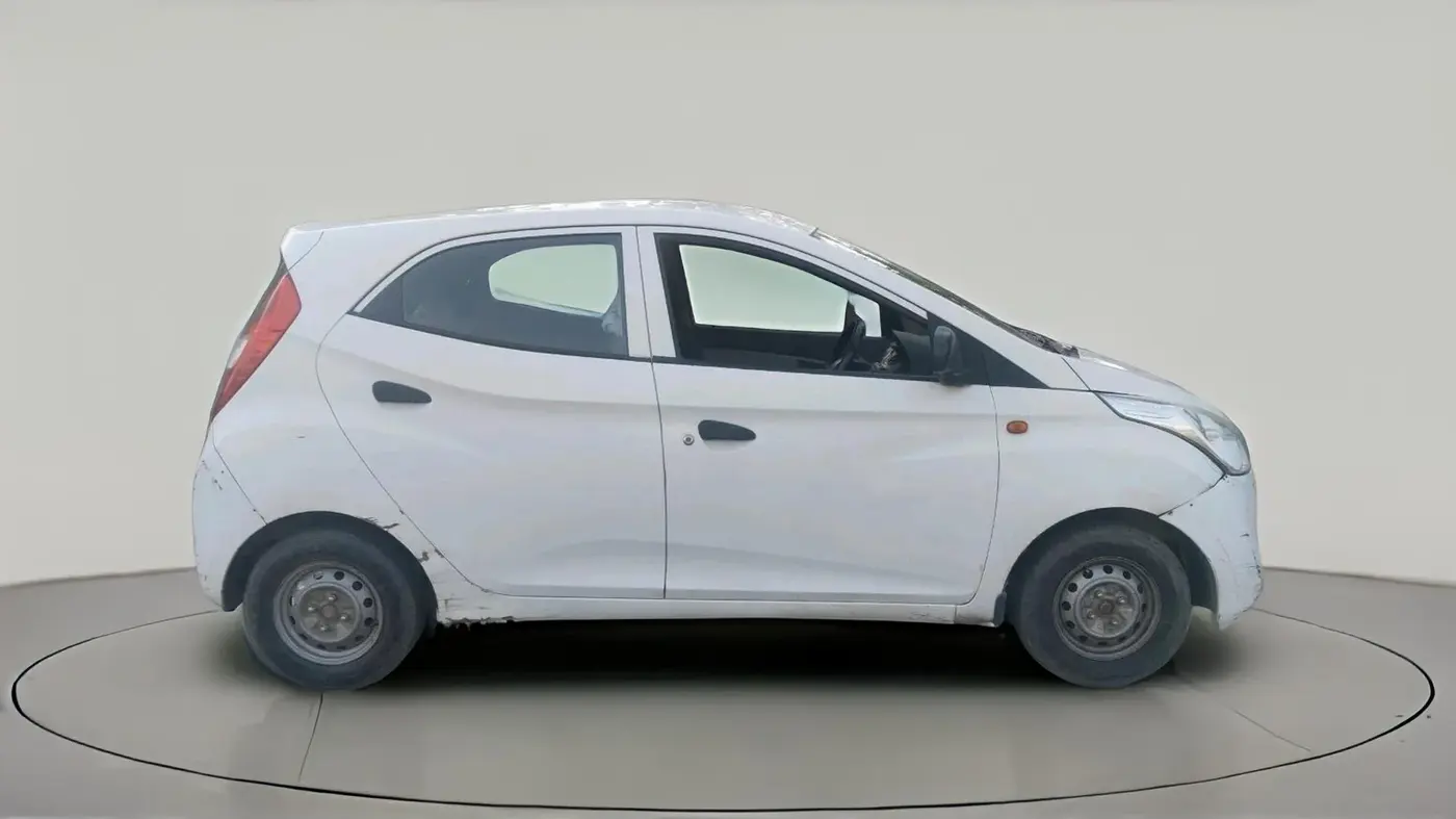 2014 Hyundai Eon ERA +, Petrol, Manual, 1,54,786 km, exterior