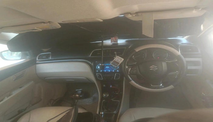 2017 Maruti Ciaz DELTA DIESEL 1.3, Diesel, Manual, 1,32,247 km, interior