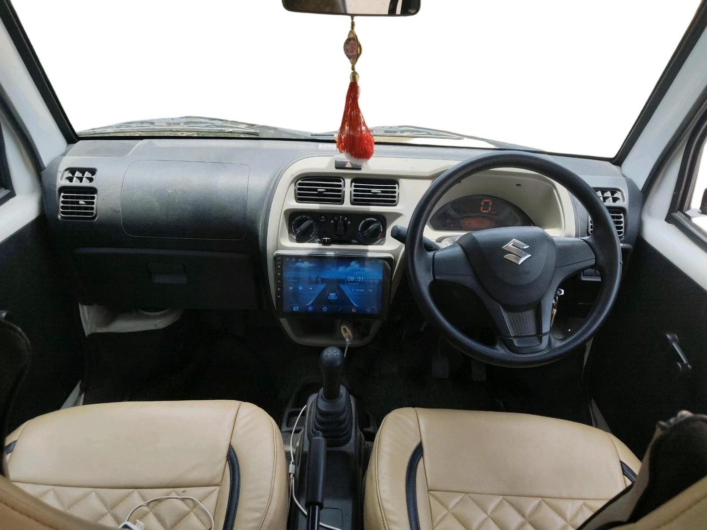 2023 Maruti Eeco 5 STR AC, Petrol, Manual, 13,325 km, interior