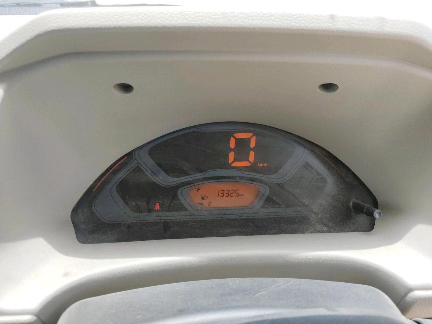 2023 Maruti Eeco 5 STR AC, Petrol, Manual, 13,325 km, interior