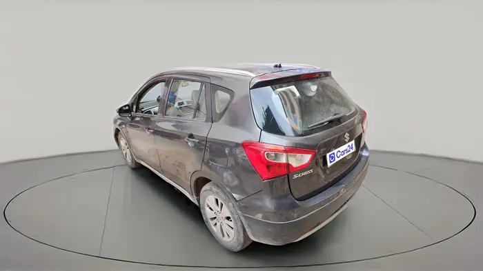 2015 Maruti S Cross ALPHA 1.3, Diesel, Manual, 2,53,808 km, exterior