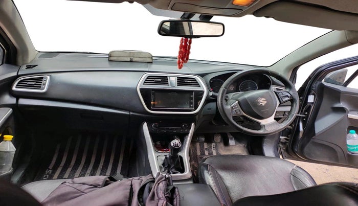 2015 Maruti S Cross ALPHA 1.3, Diesel, Manual, 2,53,808 km, interior