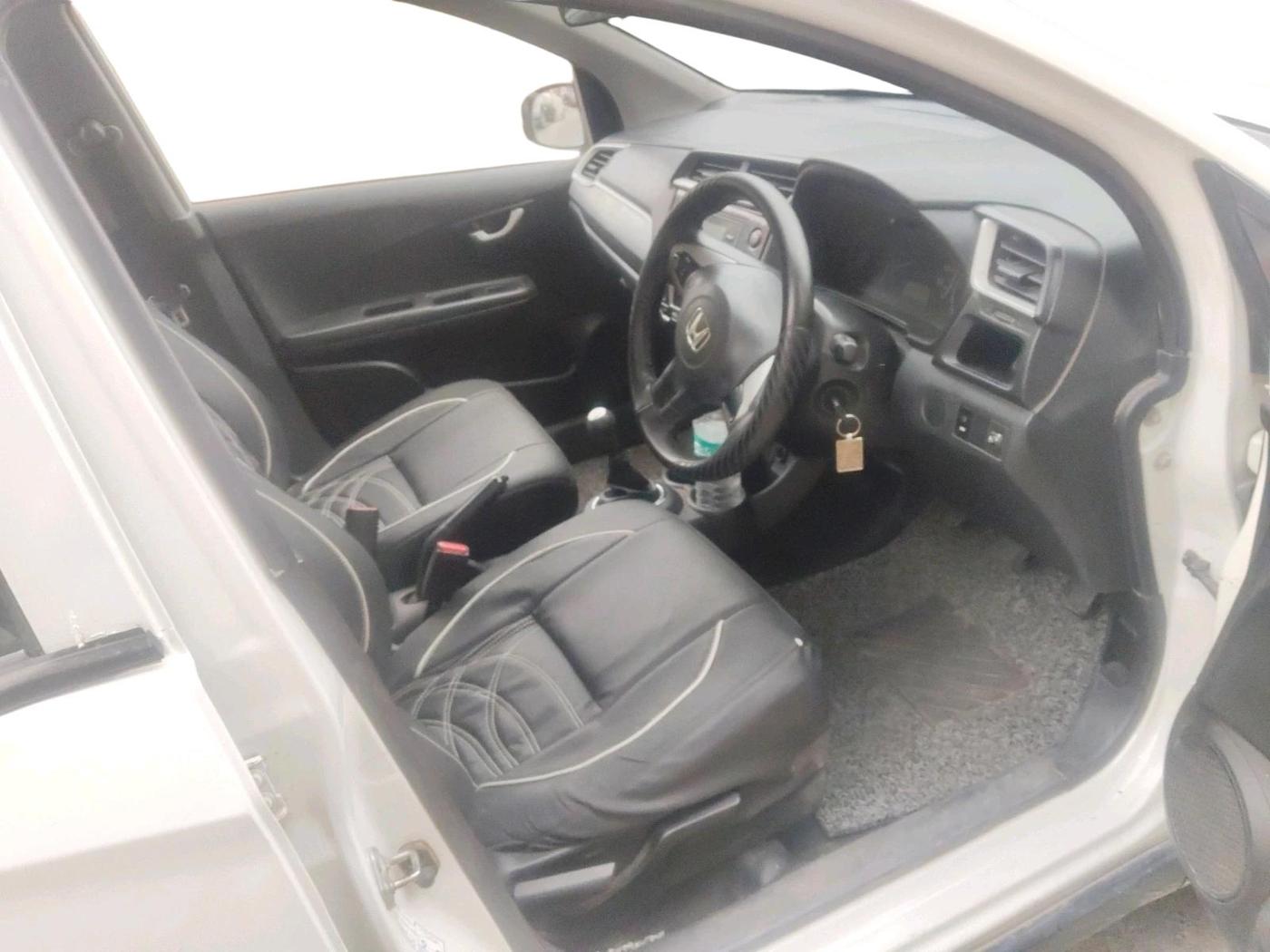 2019 Honda BR-V 1.5L I- DTEC S, Diesel, Manual, 1,04,313 km, interior