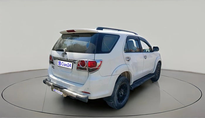 2012 Toyota Fortuner 3.0 4X4 MT, Diesel, Manual, 1,24,774 km, exterior