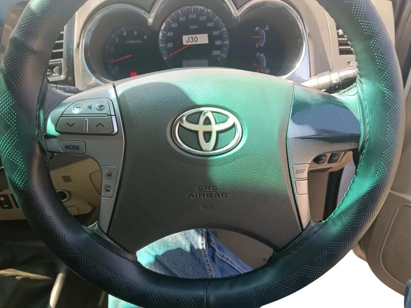2012 Toyota Fortuner 3.0 4X4 MT, Diesel, Manual, 1,24,774 km, interior