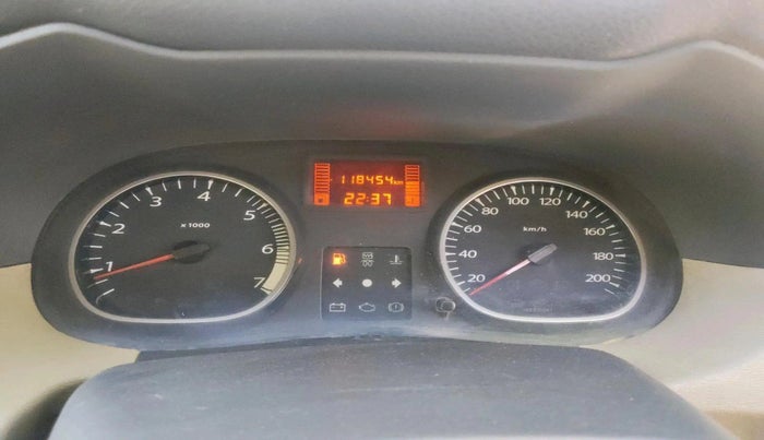 2013 Renault Duster 110 PS RXZ DIESEL, Diesel, Manual, 1,18,454 km, interior