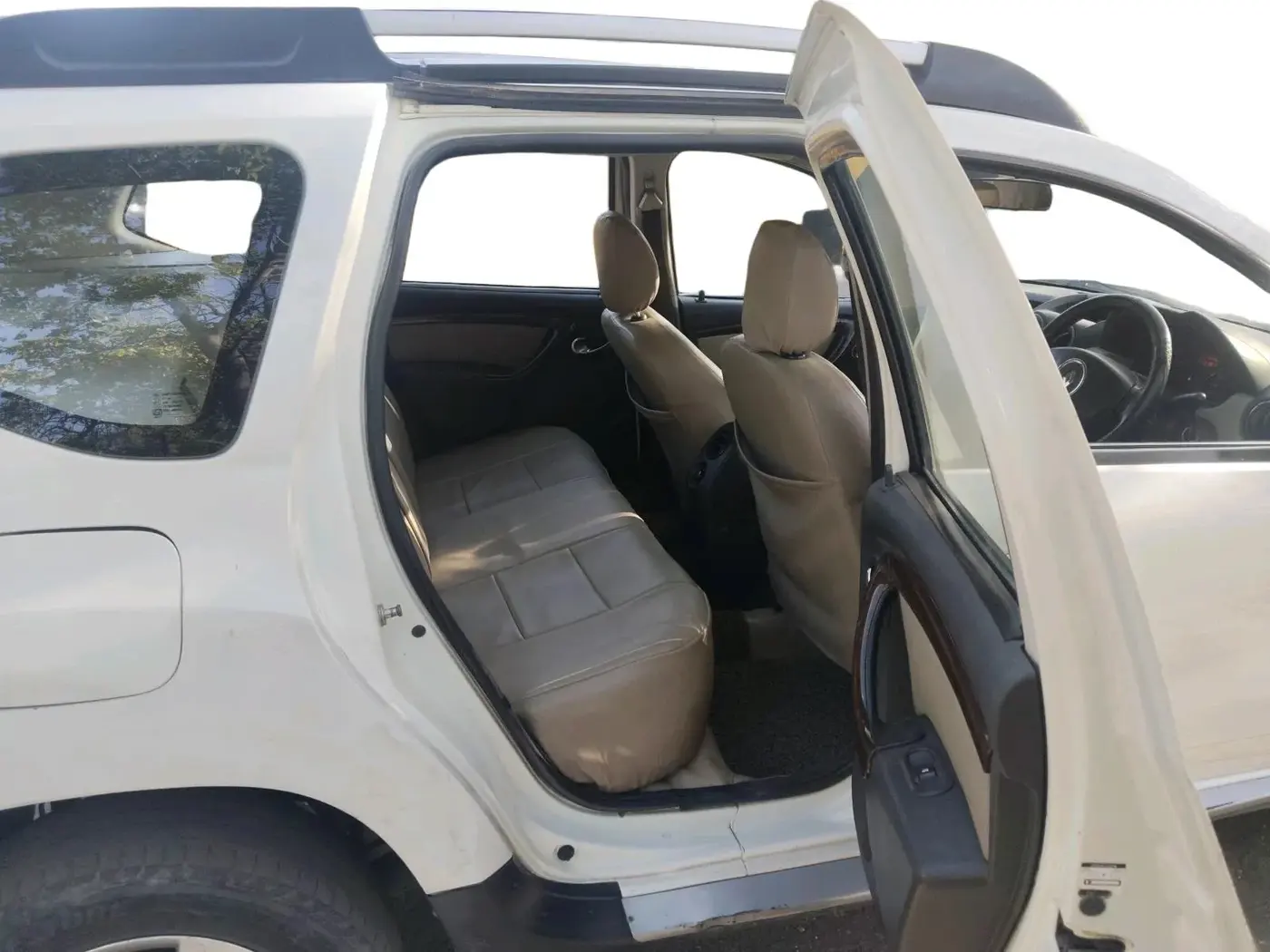 2013 Renault Duster 110 PS RXZ DIESEL, Diesel, Manual, 1,18,454 km, interior
