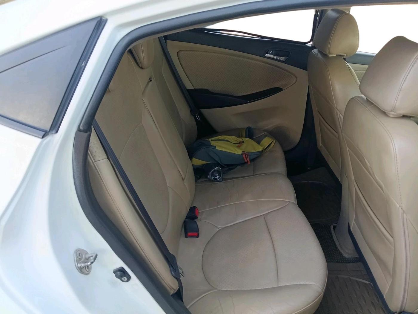 2011 Hyundai Verna FLUIDIC 1.6 CRDI SX OPT, Diesel, Manual, 1,08,245 km, interior