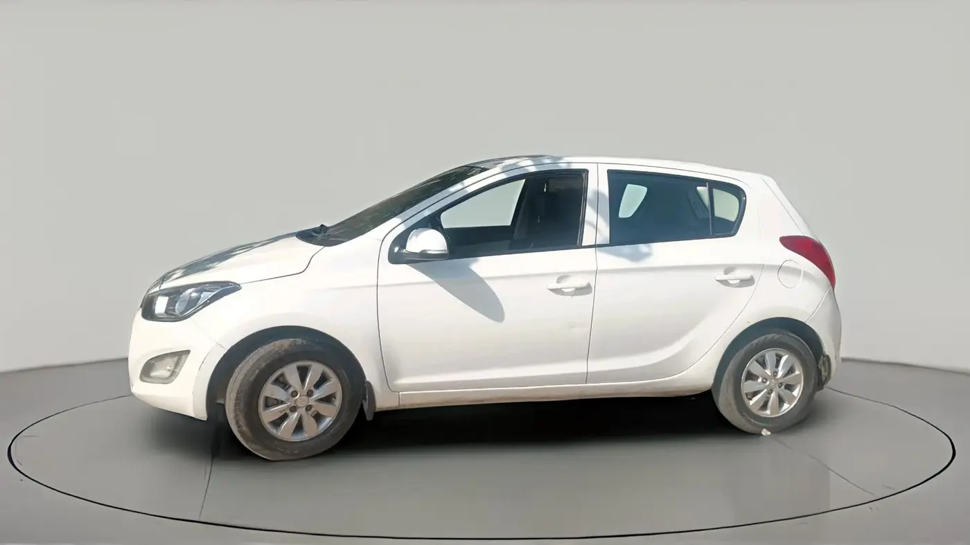 2014 Hyundai i20 SPORTZ 1.4 CRDI, Diesel, Manual, 1,85,618 km, exterior