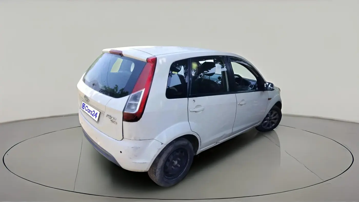 2014 Ford Figo TITANIUM 1.4 DIESEL, Diesel, Manual, 76,031 km, exterior
