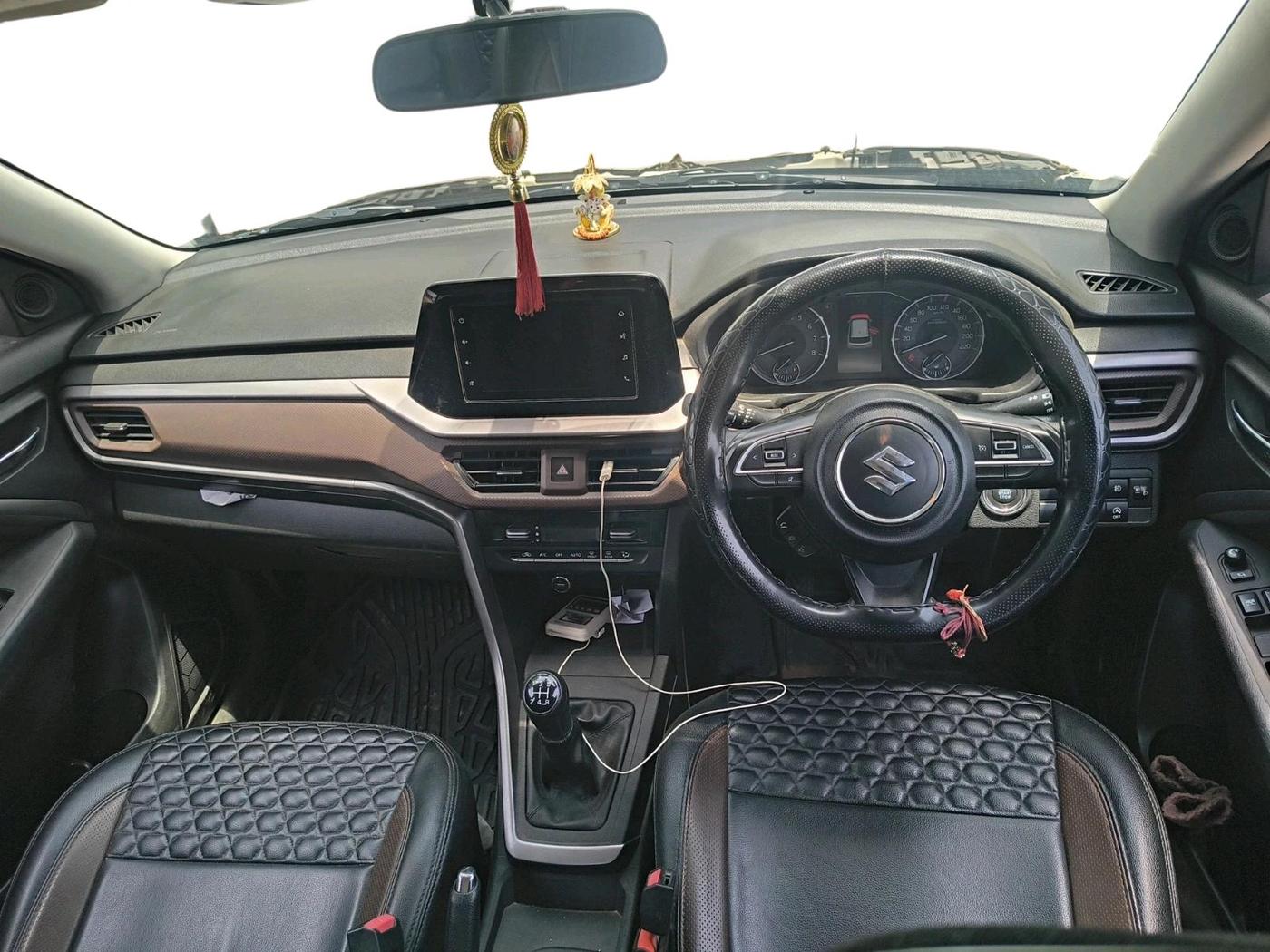2024 Maruti BREZZA ZXI, Petrol, Manual, 30,306 km, interior