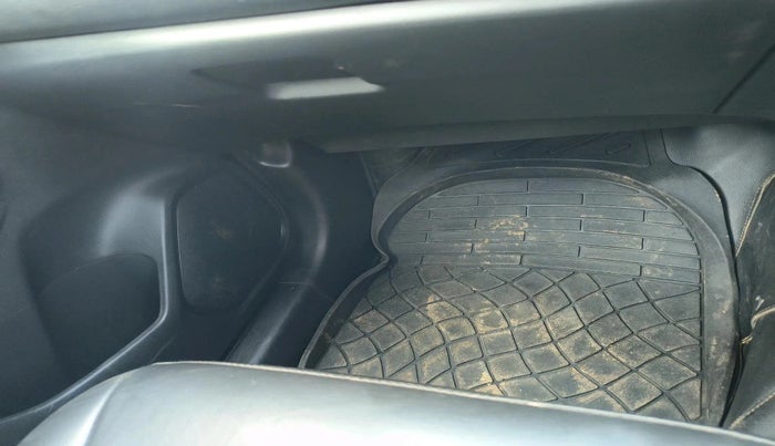 2018 Honda WR-V 1.5L I-DTEC VX MT, Diesel, Manual, 88,481 km, interior