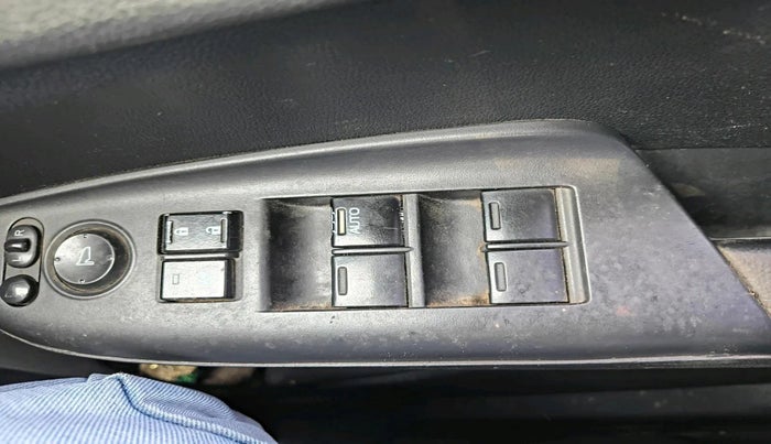 2018 Honda WR-V 1.5L I-DTEC VX MT, Diesel, Manual, 88,481 km, interior