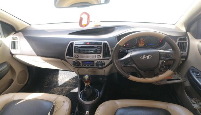 2012 Hyundai i20 SPORTZ 1.2, Petrol, Manual, 1,28,541 km, interior