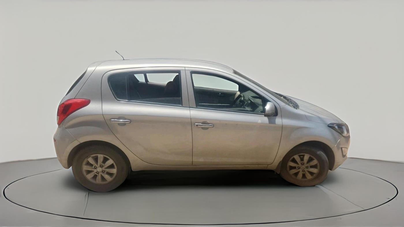 2013 Hyundai i20 SPORTZ 1.2, Petrol, Manual, 84,843 km, exterior