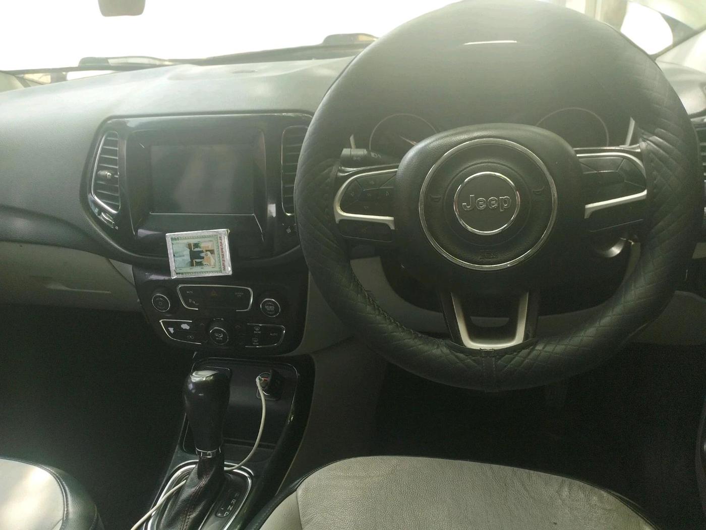 2017 Jeep Compass LIMITED 1.4 PETROL AT, Petrol, Automatic, 96,944 km, interior