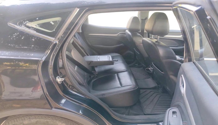 2025 MG ZS EV Exclusive Plus, Electric, Automatic, 10,300 km, interior
