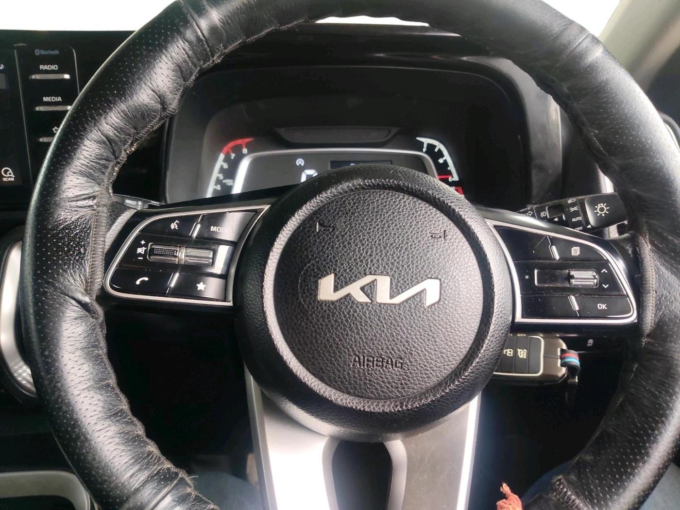 2023 KIA SONET HTK PLUS 1.2, Petrol, Manual, 29,928 km, interior