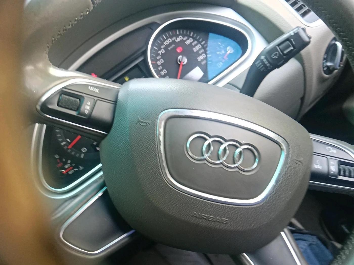 2014 Audi Q7 3.0 TDI PREMIUM, Diesel, Automatic, 70,789 km, interior