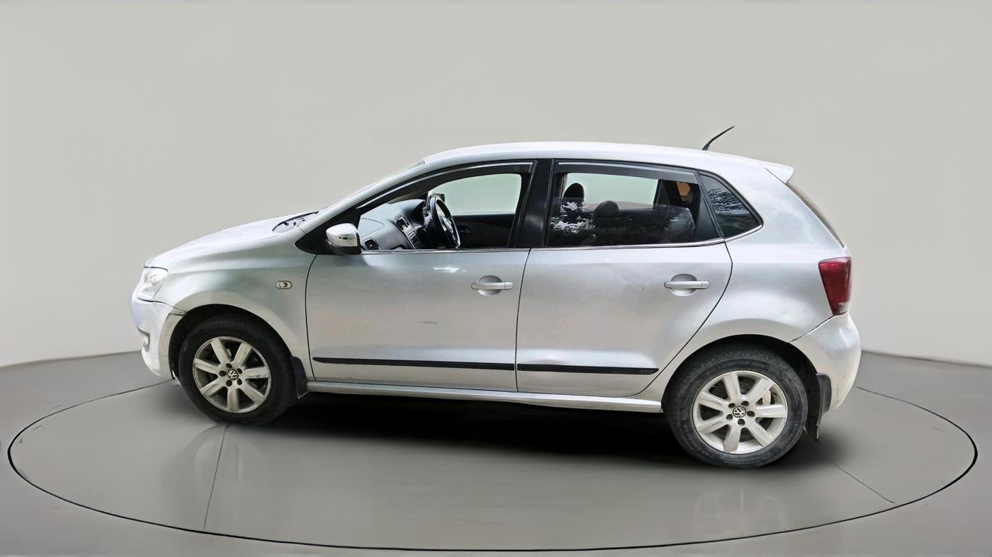 2014 Volkswagen Polo COMFORTLINE 1.2L, Diesel, Manual, 1,42,741 km, exterior