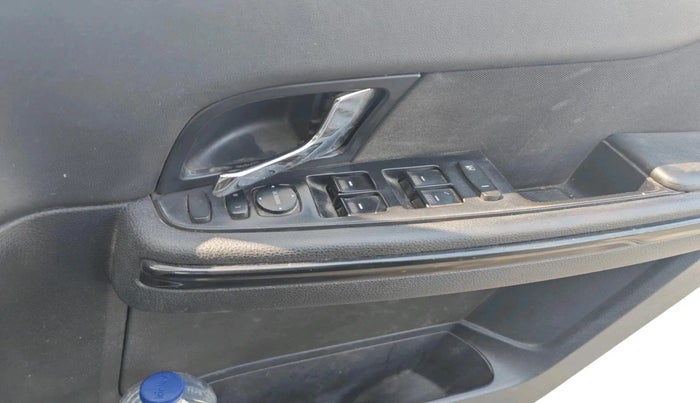 2018 Tata Hexa XE 4X2 7 STR, Diesel, Manual, 1,50,400 km, interior