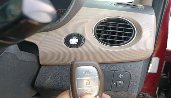 2014 Hyundai Grand i10 SPORTZ 1.2 KAPPA VTVT, CNG, Manual, 1,48,546 km, interior