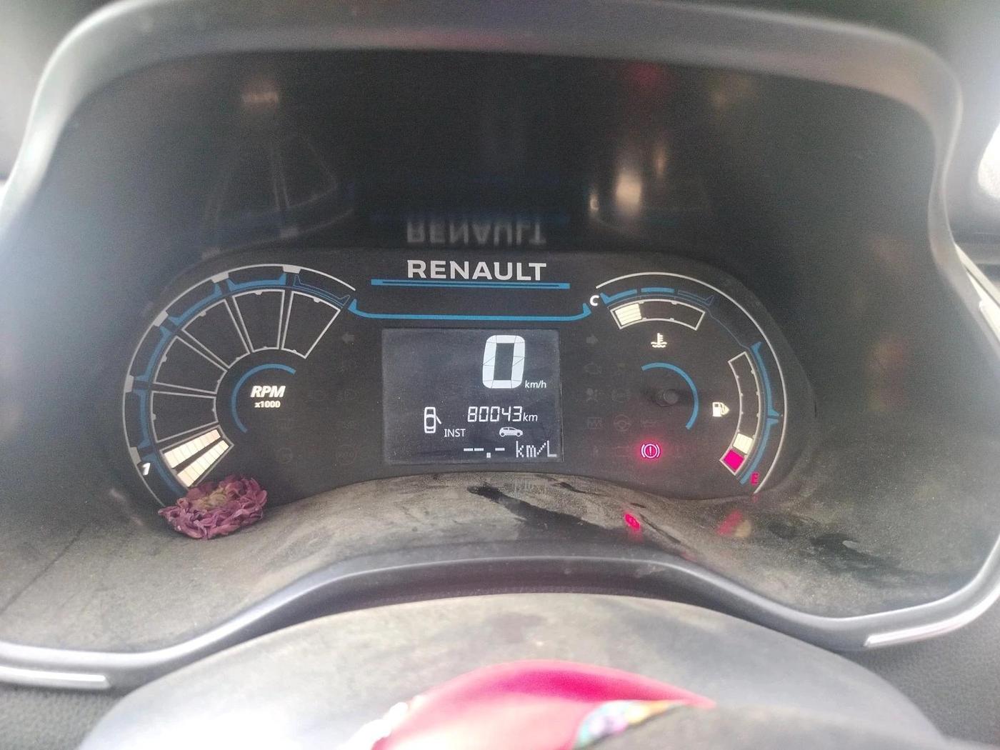 2020 Renault TRIBER RXZ, Petrol, Manual, 80,043 km, interior