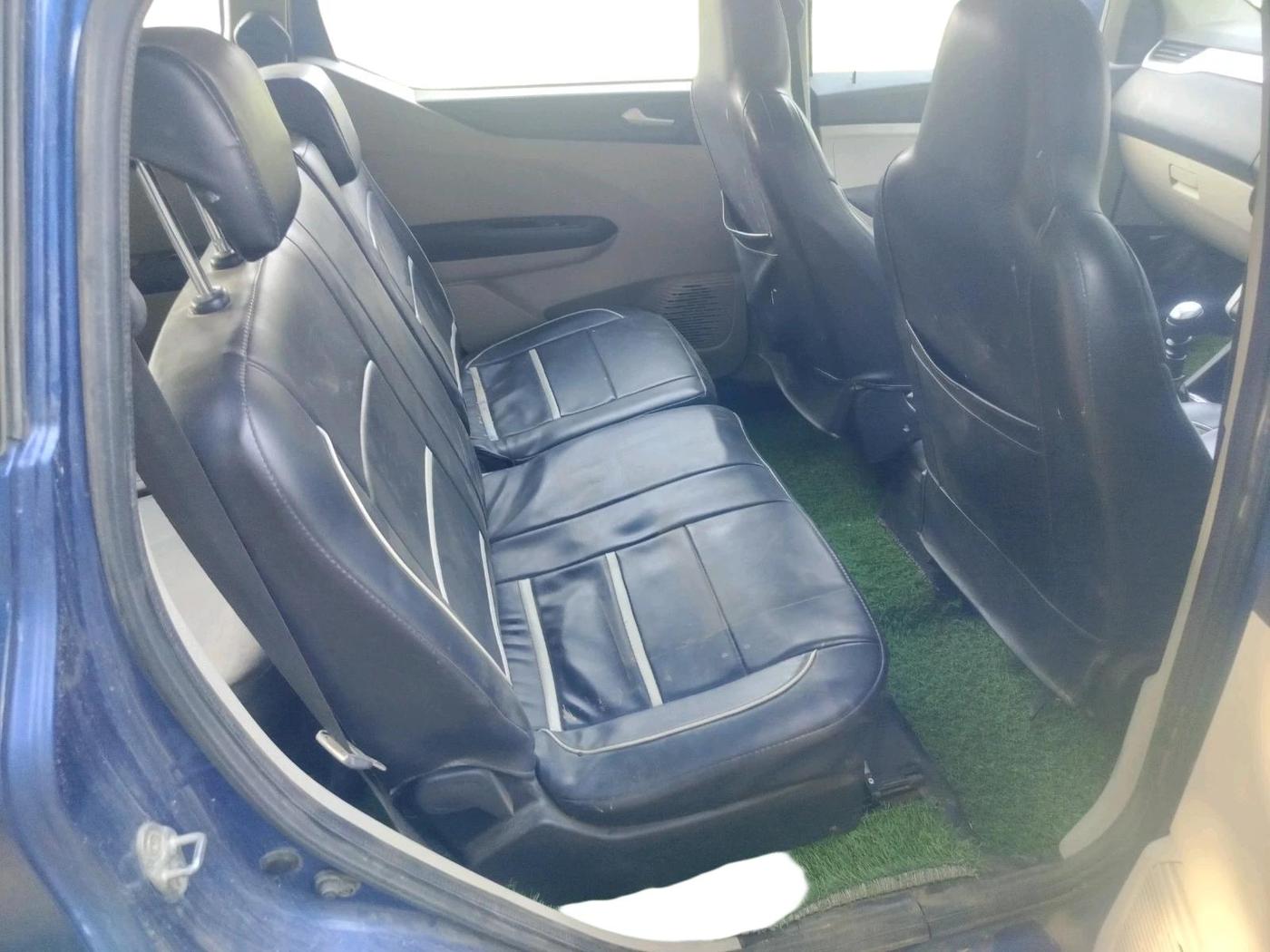 2020 Renault TRIBER RXZ, Petrol, Manual, 80,043 km, interior