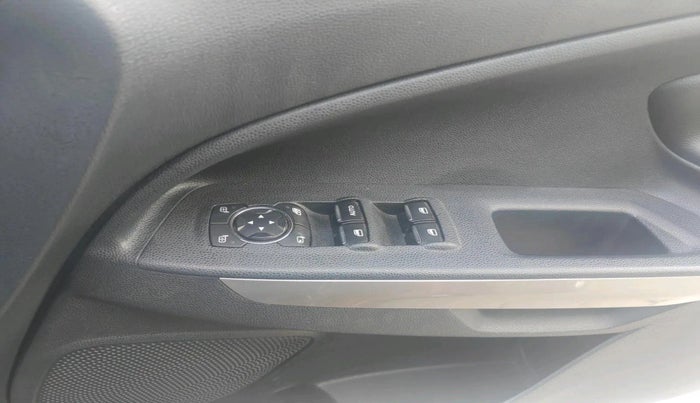 2018 Ford Ecosport TITANIUM + 1.5L DIESEL, Diesel, Manual, 1,67,441 km, interior