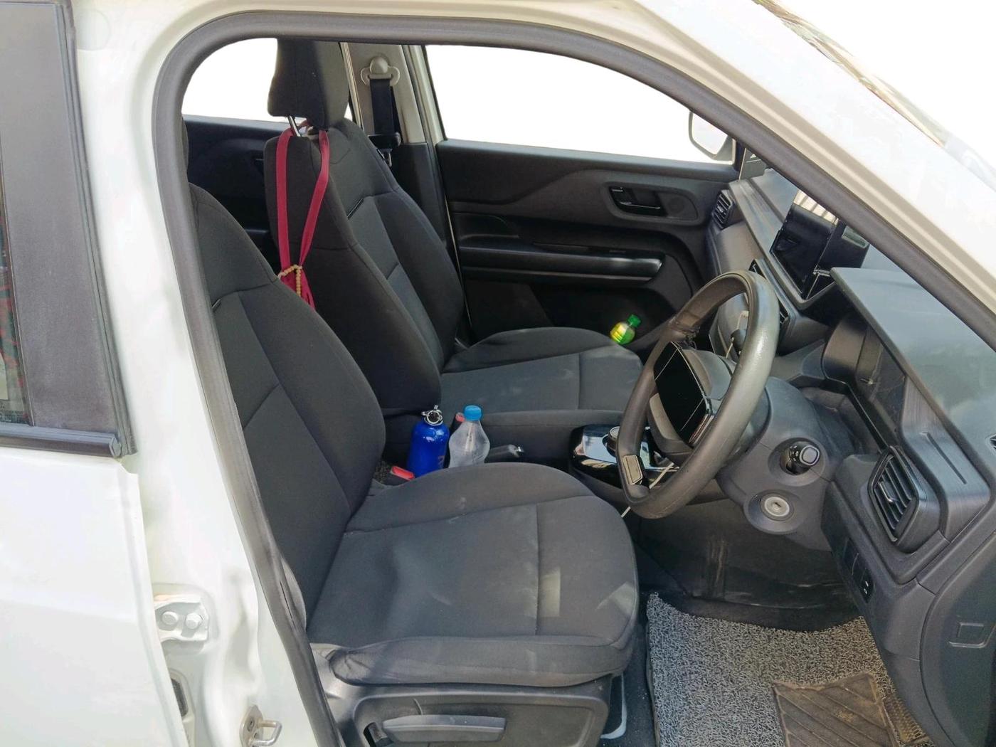 2025 Tata PUNCH EV SMART 3.3, Electric, Automatic, 31,970 km, interior