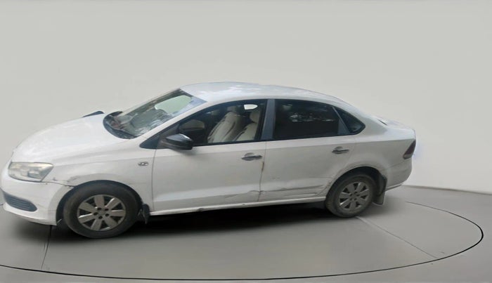 2011 Volkswagen Vento TRENDLINE 1.6, Petrol, Manual, 1,37,747 km, exterior