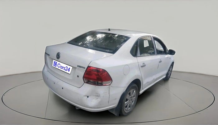 2011 Volkswagen Vento TRENDLINE 1.6, Petrol, Manual, 1,37,747 km, exterior