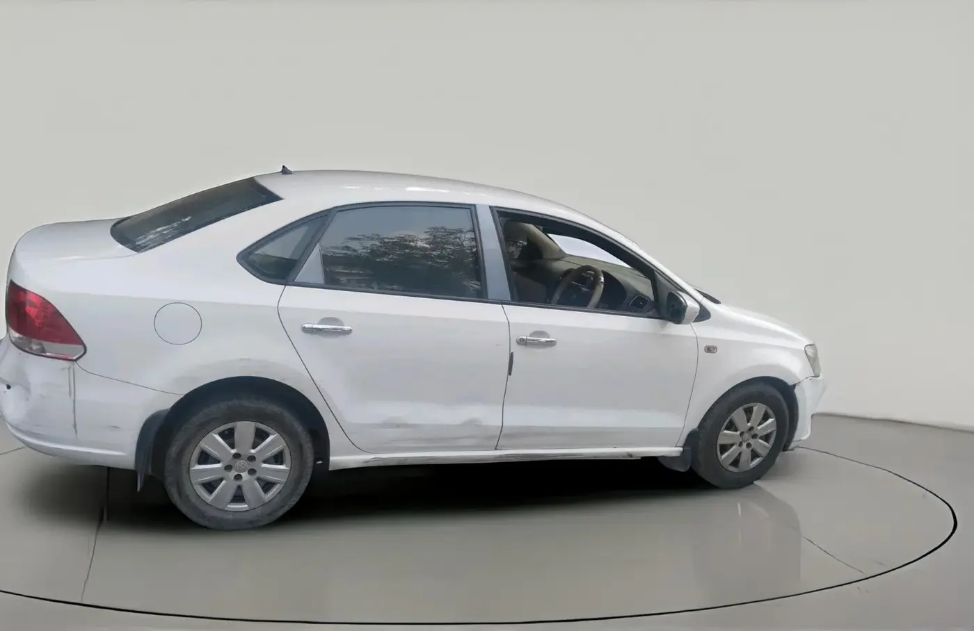 2011 Volkswagen Vento TRENDLINE 1.6, Petrol, Manual, 1,37,747 km, exterior