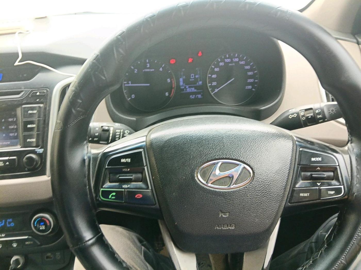 2016 Hyundai Creta SX 1.6 DIESEL, Diesel, Manual, 1,52,180 km, interior