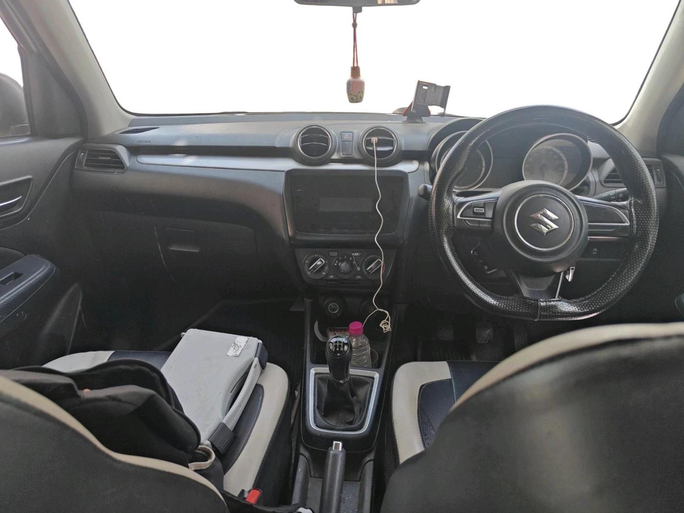 2021 Maruti Swift VXI, Petrol, Manual, 51,344 km, interior