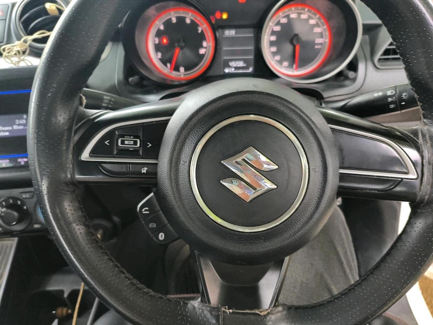 2024 Maruti Swift VXI, Petrol, Manual, 49,208 km, interior