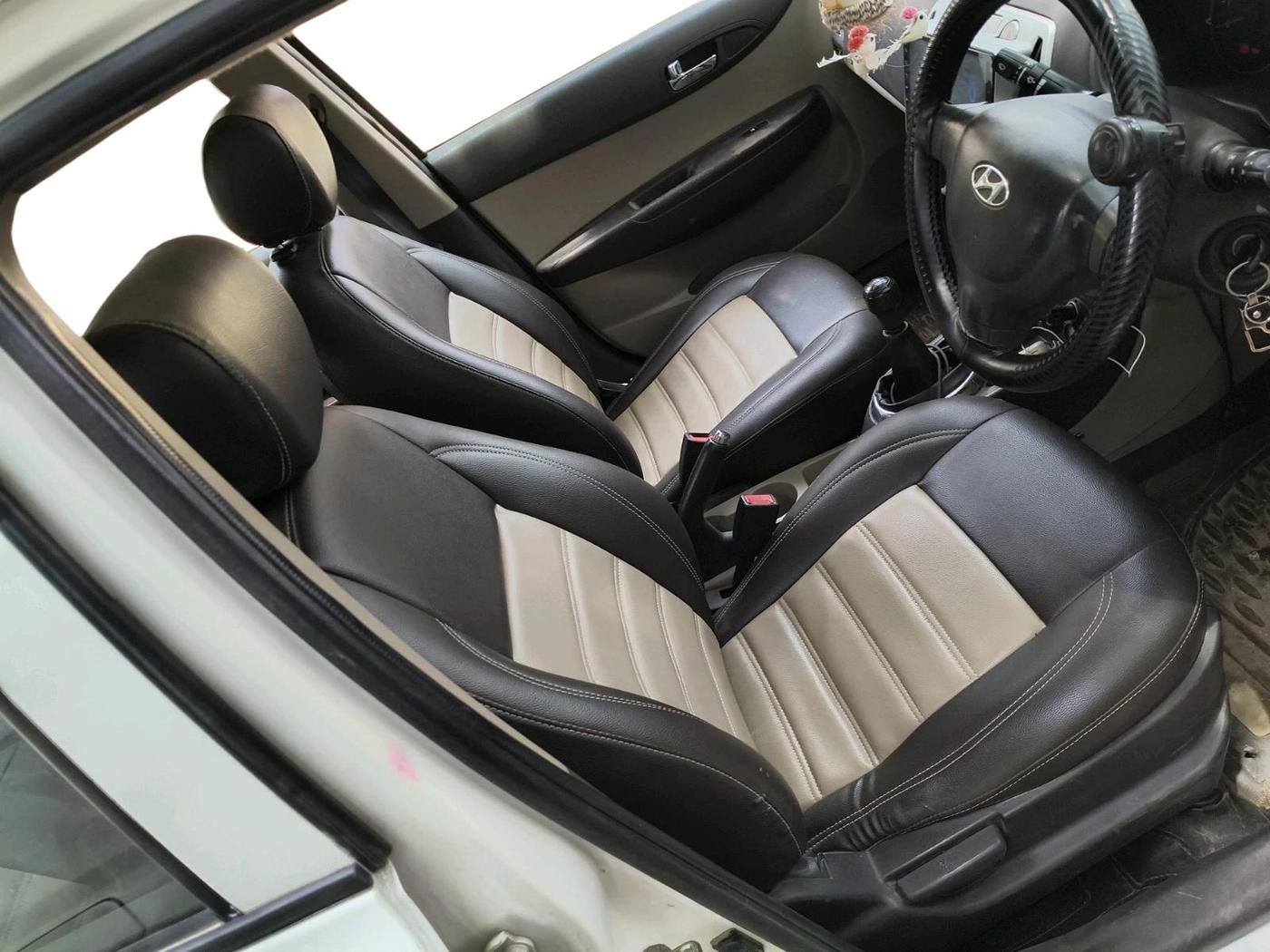 2011 Hyundai i20 MAGNA 1.2, Petrol, Manual, 97,560 km, interior