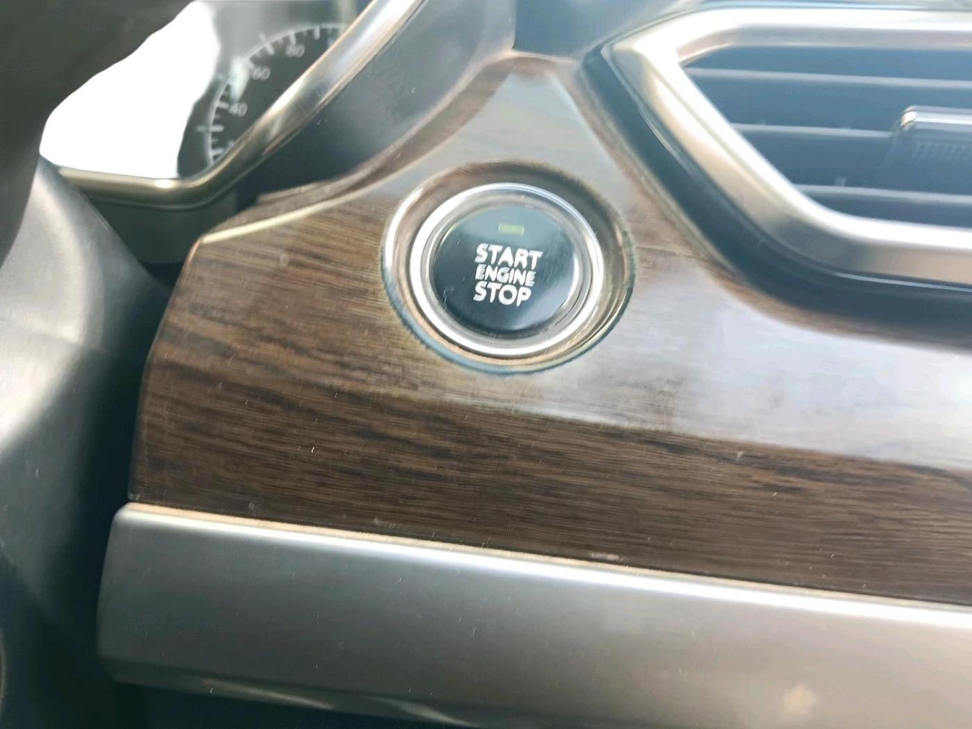 2019 Tata Harrier XZ 2.0L, Diesel, Manual, 1,27,120 km, interior