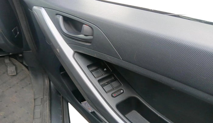2020 Tata NEXON XMA PETROL, Petrol, Automatic, 47,414 km, interior