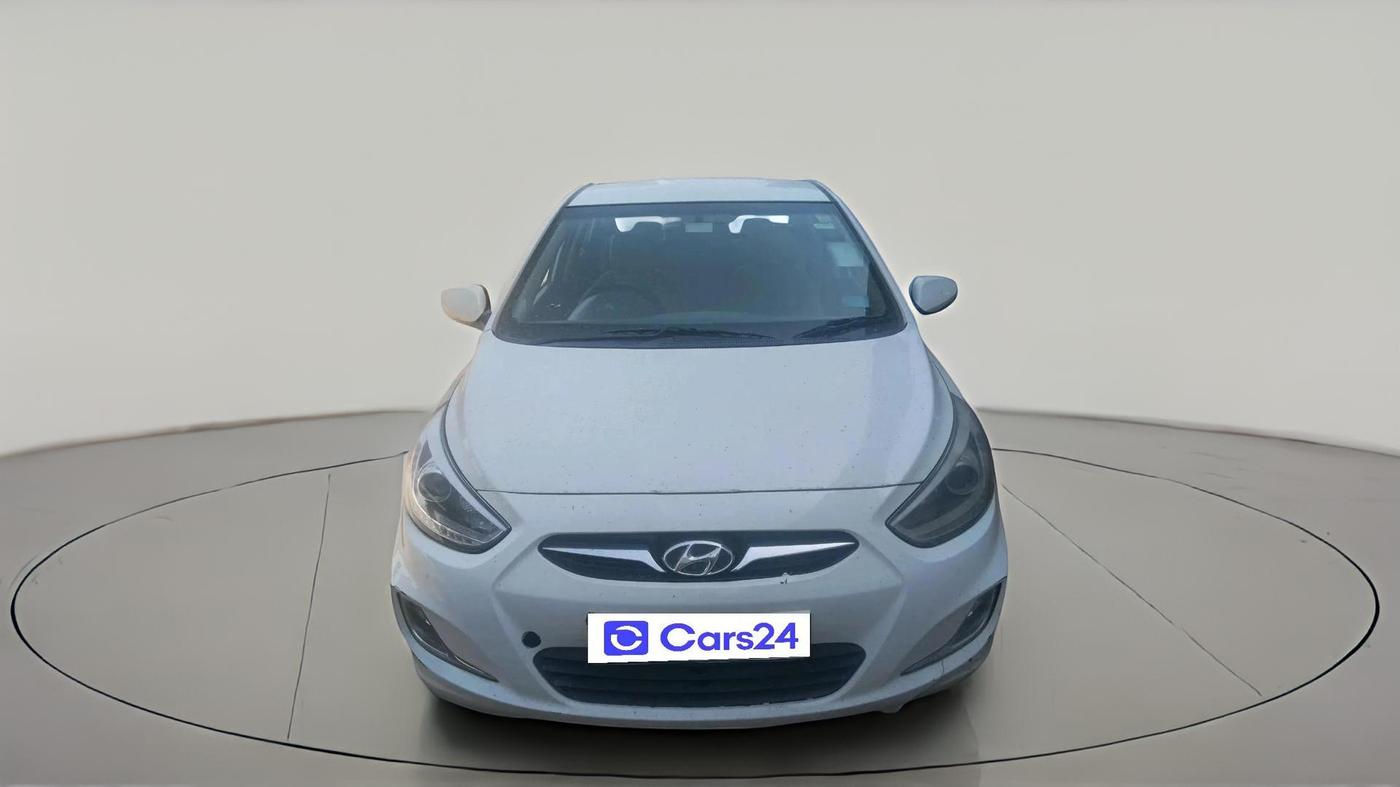 2014 Hyundai Verna FLUIDIC 1.6 CRDI SX OPT, Diesel, Manual, 1,37,453 km, exterior