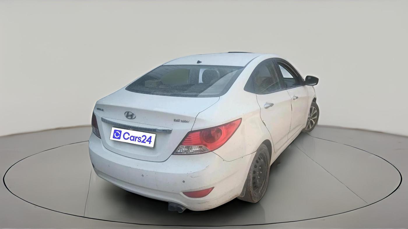 2014 Hyundai Verna FLUIDIC 1.6 CRDI SX OPT, Diesel, Manual, 1,37,453 km, exterior