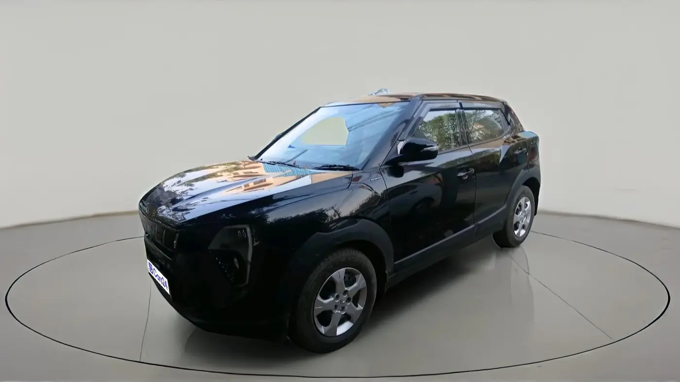 2025 Mahindra XUV 3XO MX2 Pro 1.2 L TCMPFI AT, Petrol, Automatic, 14,430 km, exterior