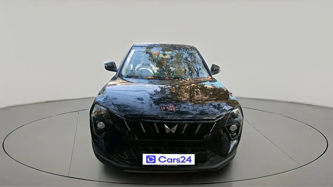 2025 Mahindra XUV 3XO MX2 Pro 1.2 L TCMPFI AT, Petrol, Automatic, 14,430 km, exterior